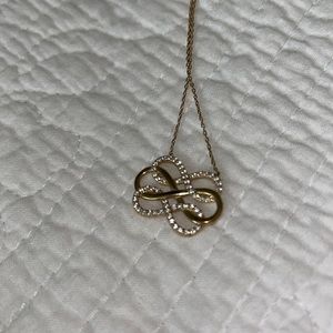 - Ross simons 14 kg05 Cz triple infinity necklace